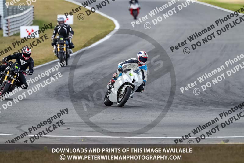 enduro digital images;event digital images;eventdigitalimages;no limits trackdays;peter wileman photography;racing digital images;snetterton;snetterton no limits trackday;snetterton photographs;snetterton trackday photographs;trackday digital images;trackday photos